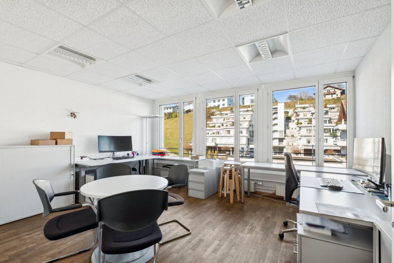 124m² studio