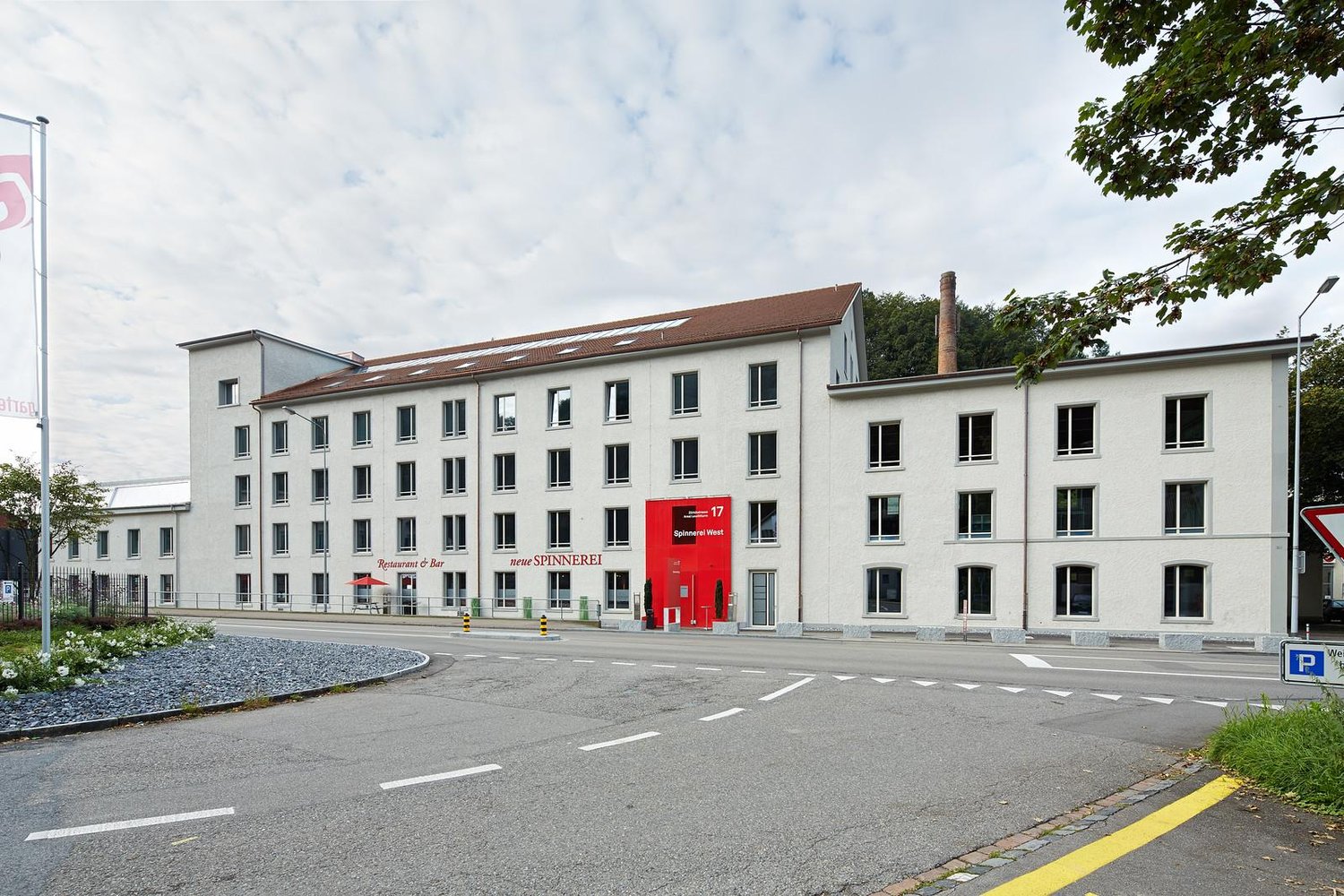 462m² commercial