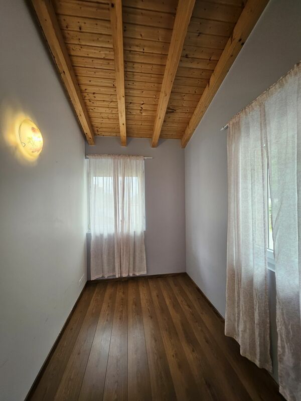 5 ½ rooms attic flat