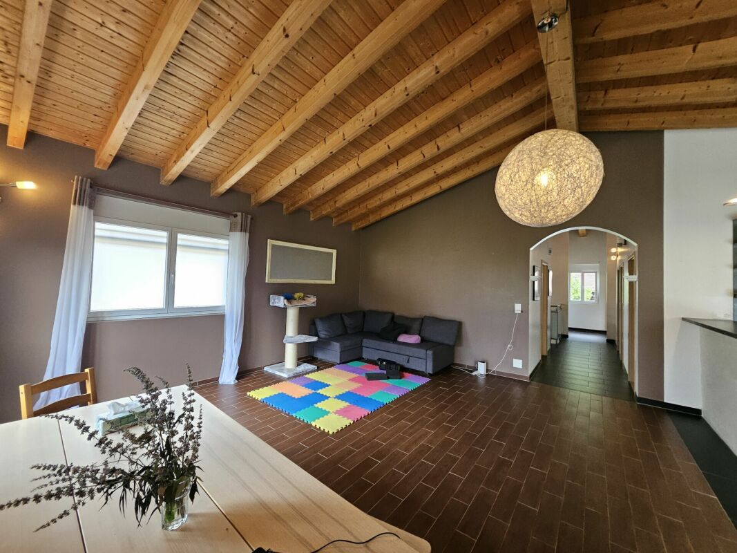 5 ½ rooms attic flat