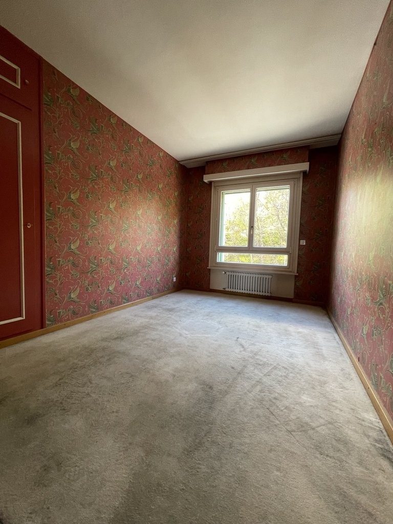 6 rooms apartment