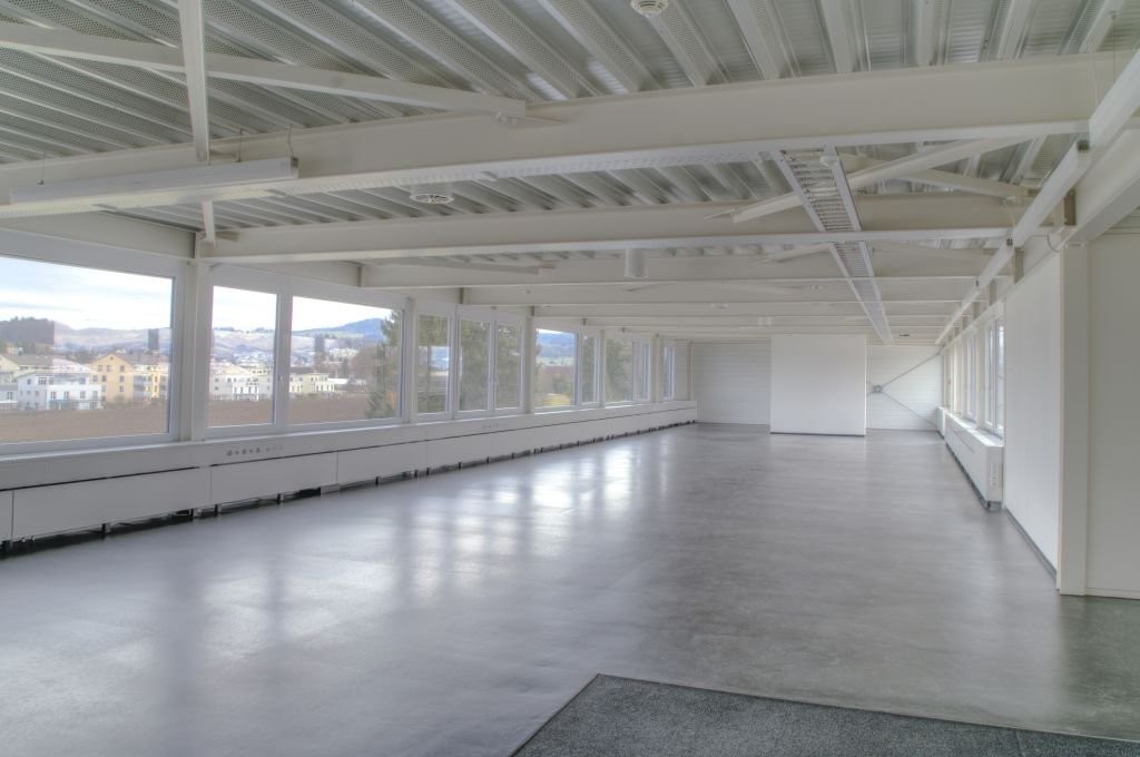 230m² office