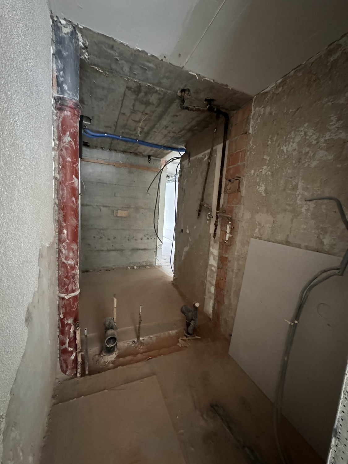 196m² commercial