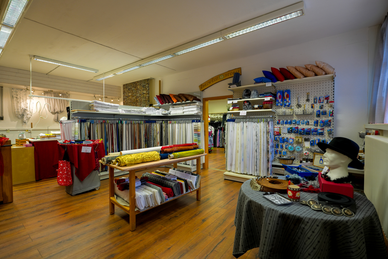 100m² commerciale