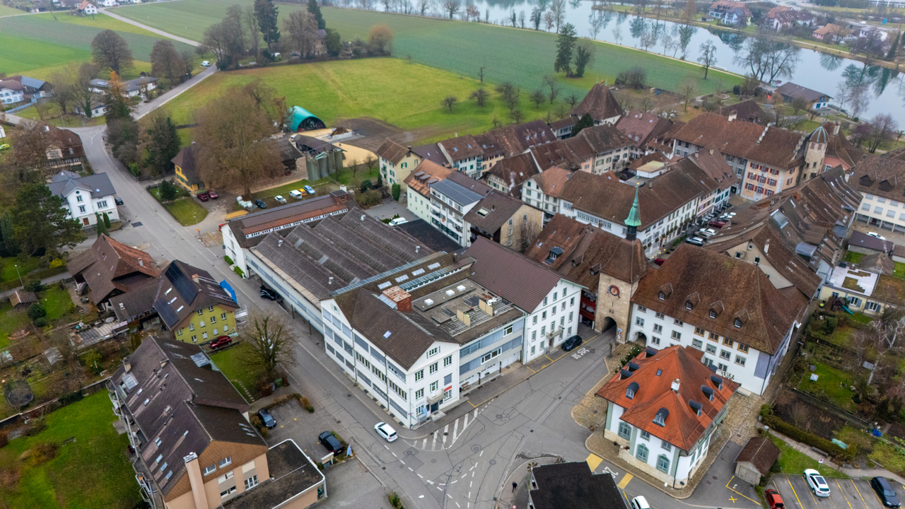100m² commerciale