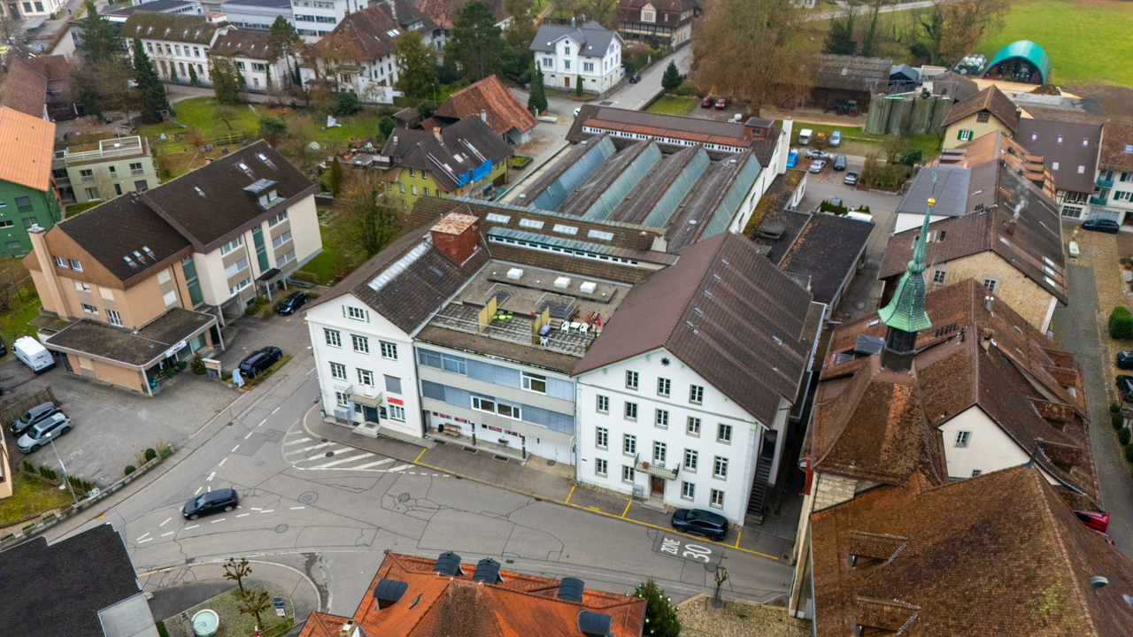 100m² commerciale