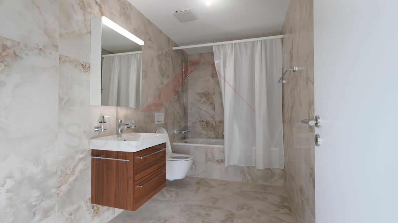 123m² ufficio