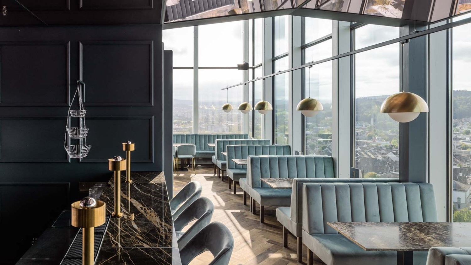 230m² restaurant