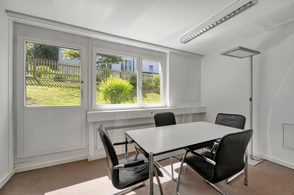 108m² office