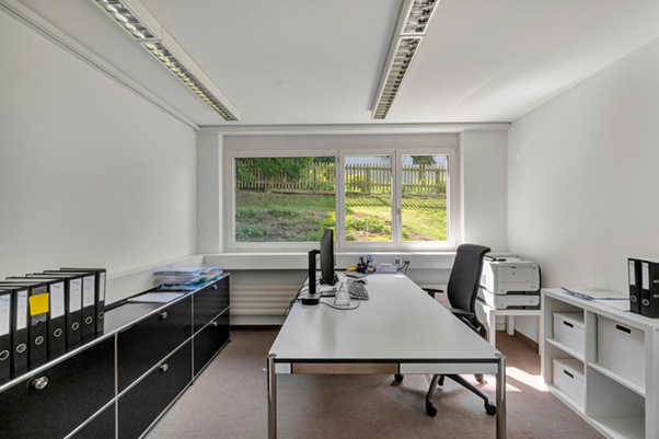 108m² office