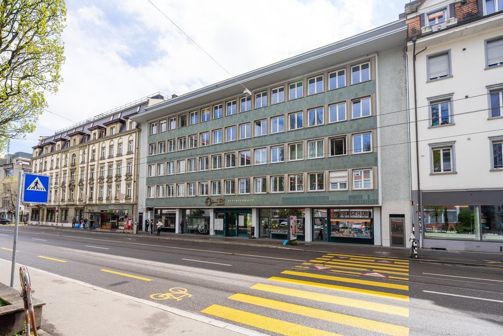 166m² commercial