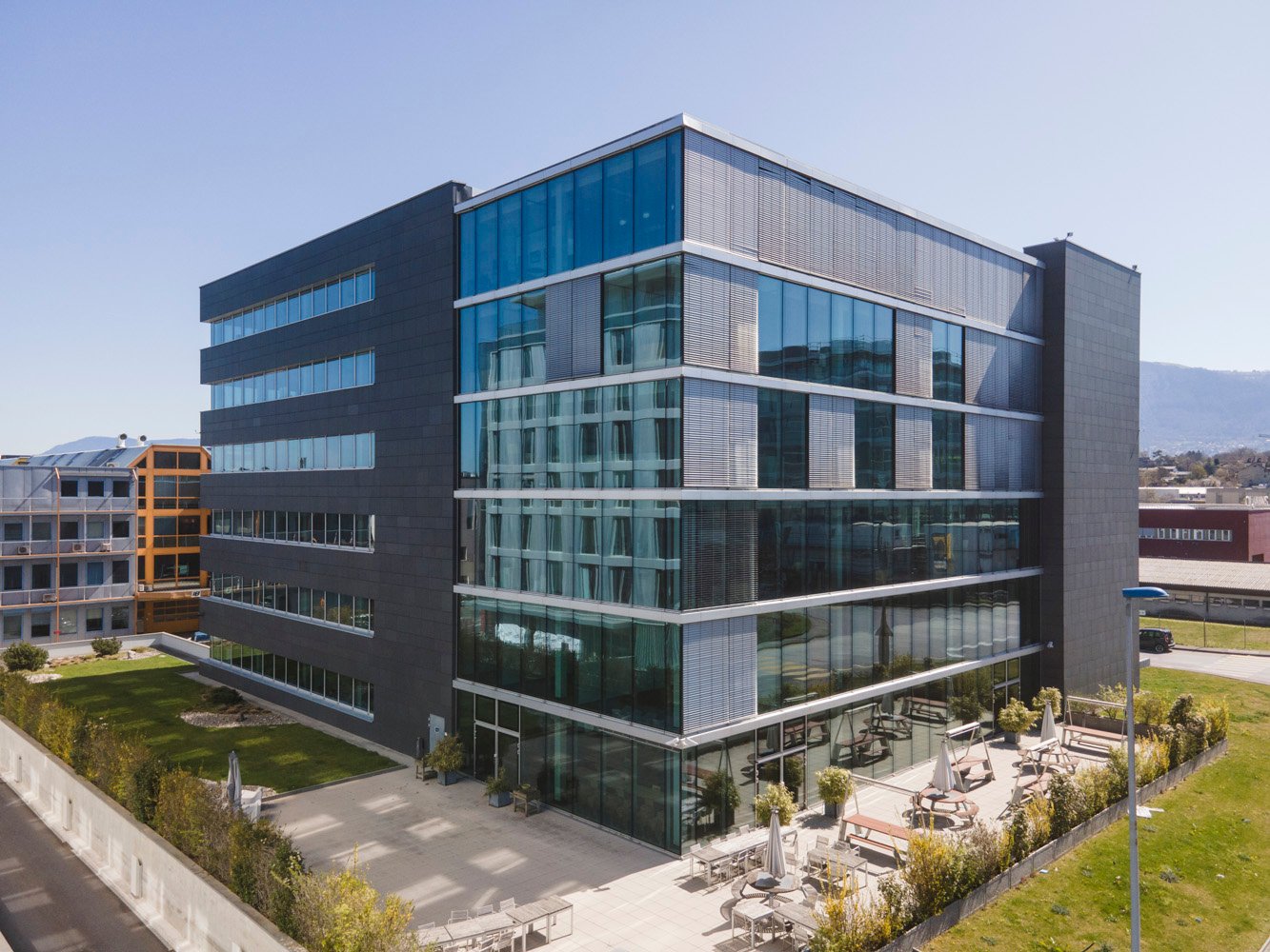 450m² office