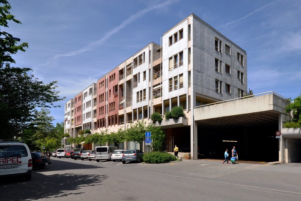 130m² office