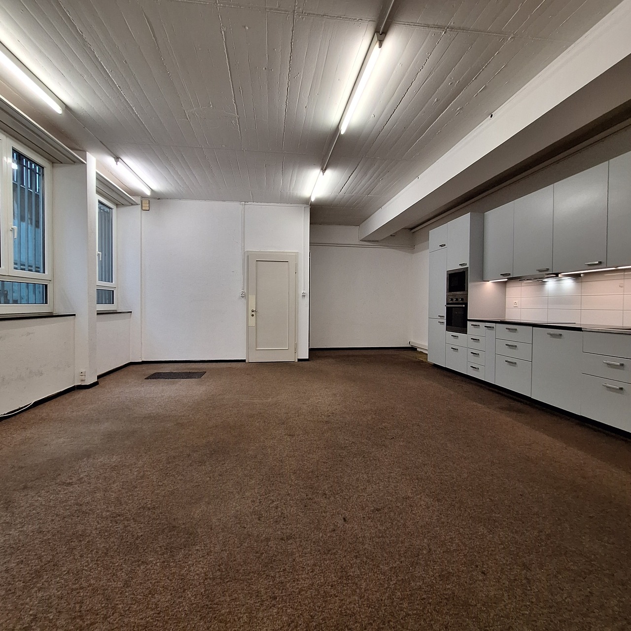 241m² commerciale