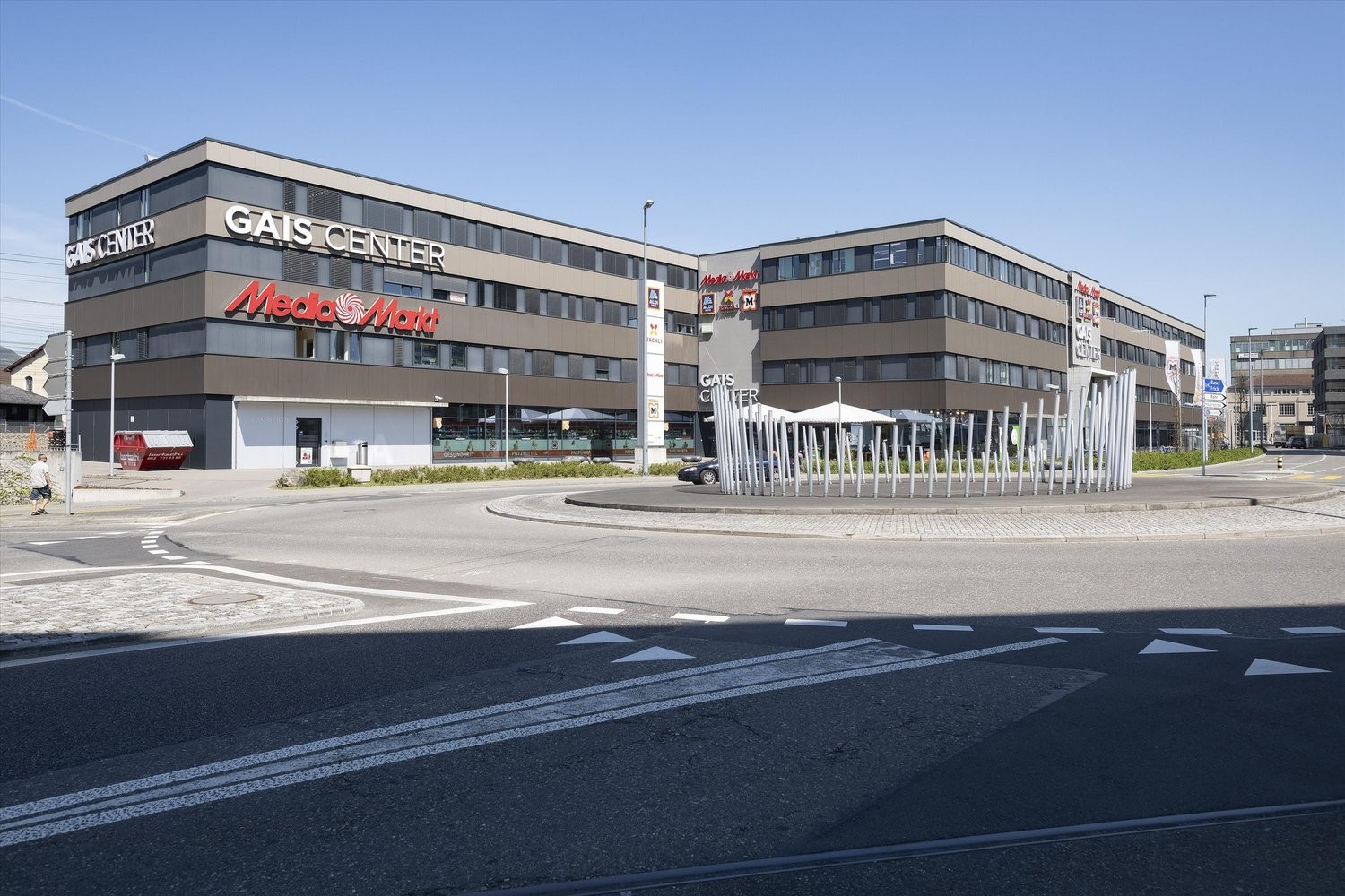 73m² office