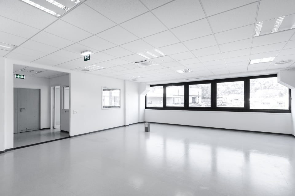 188m² office
