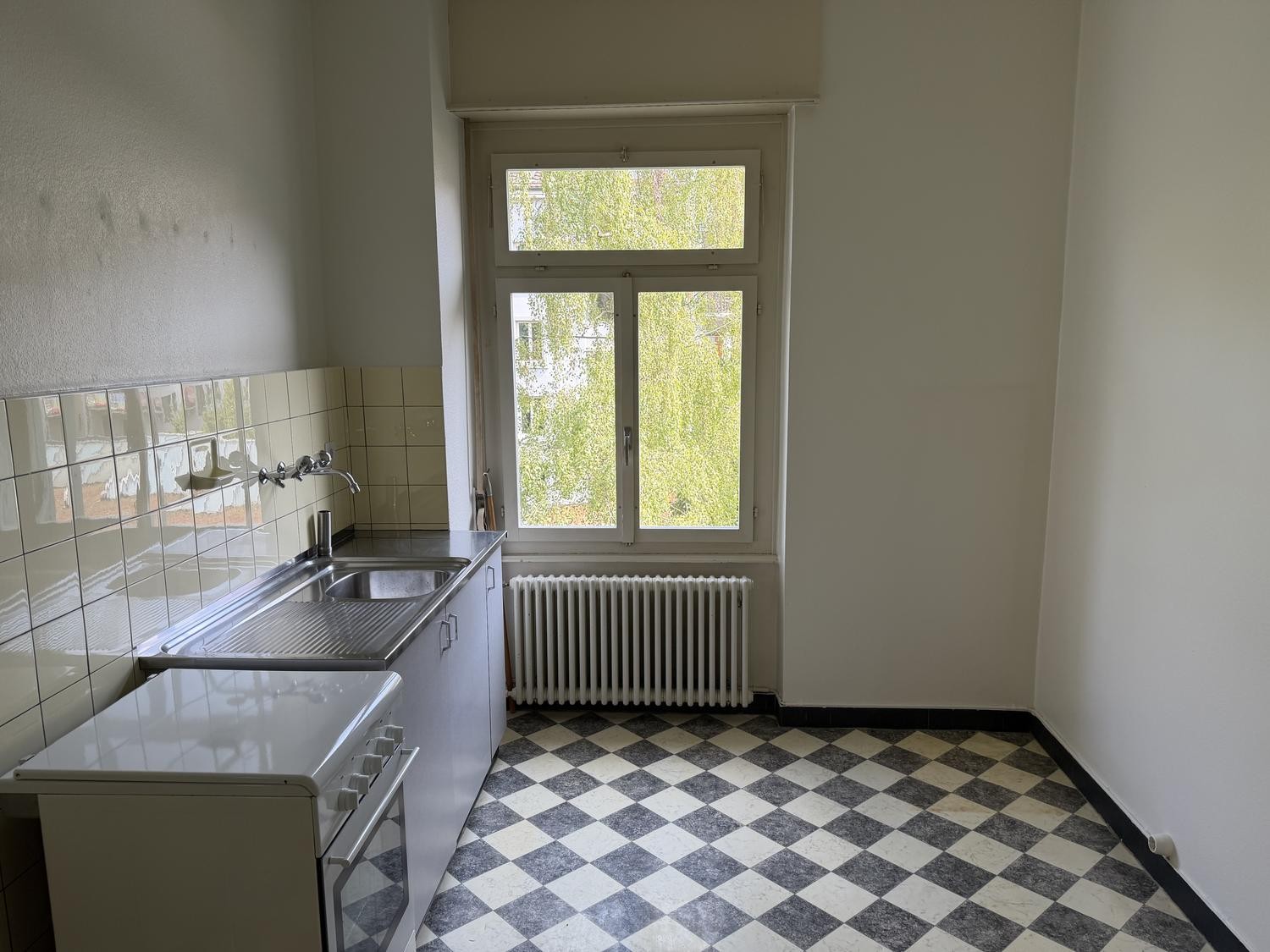 Ancien bâtiment de style Jugendstil dans le quartier de Gundeldinger, convient pour 1-2 personnes, non-fumeurs