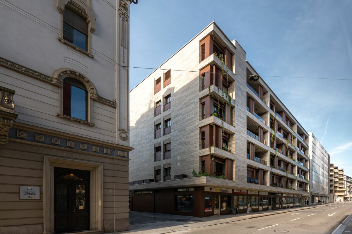 1 room single room

Student rooms available from 01.03.2027 

The apartment is located on the first floor and is divided into 4 rooms for students with a shared kitchen, living room and 2 bathrooms. 

The rooms are furnished. 

The central location allows for a large number of services nearby. All t