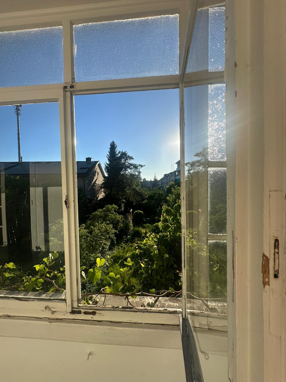 5 rooms apartment