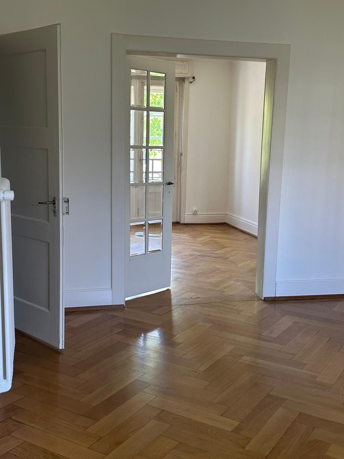 5 rooms apartment