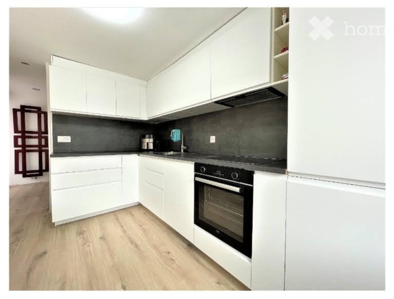 1 room single room