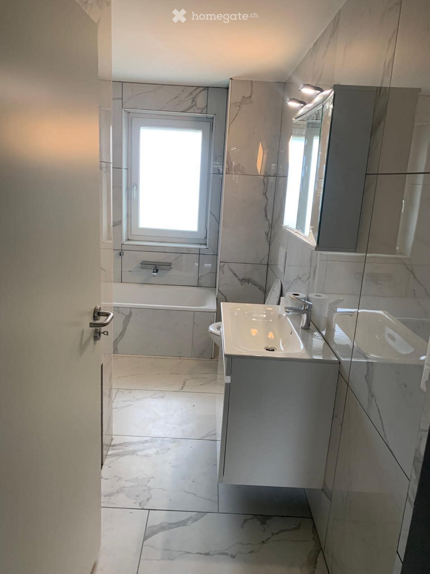 5 rooms apartment