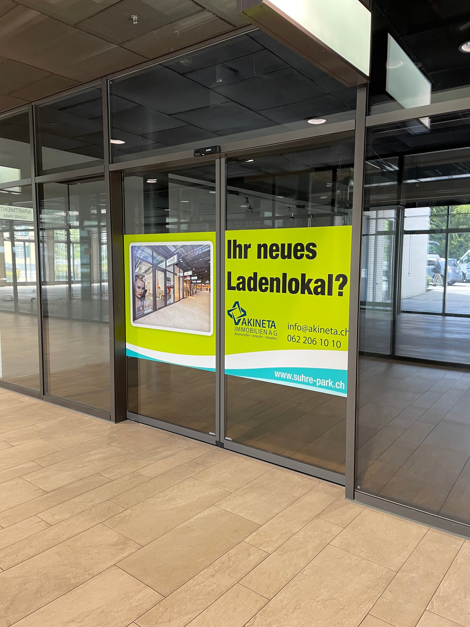 negozio di 85m²