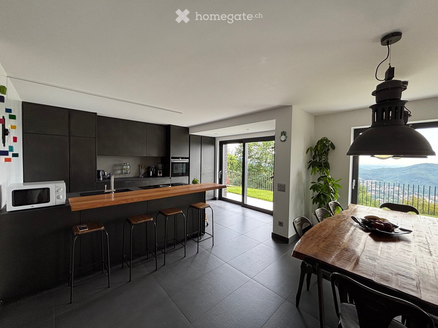 6 rooms single house