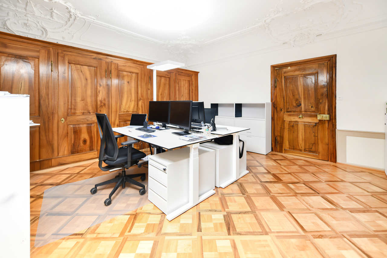 1299m² commercial