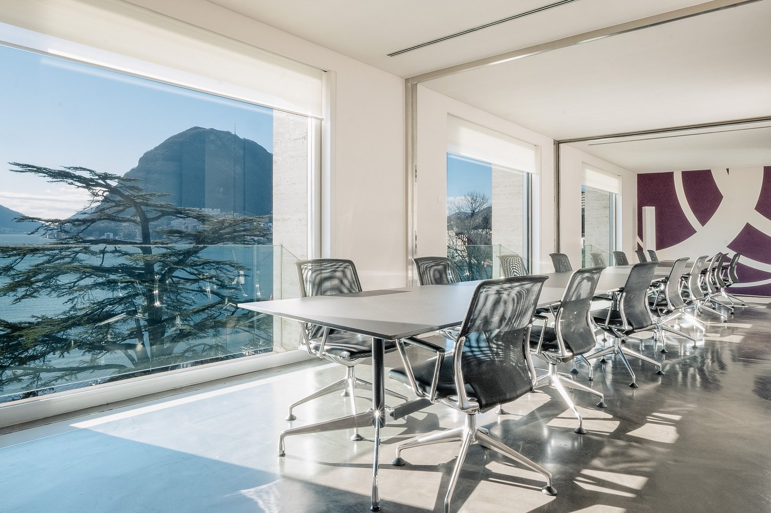 420m² office
