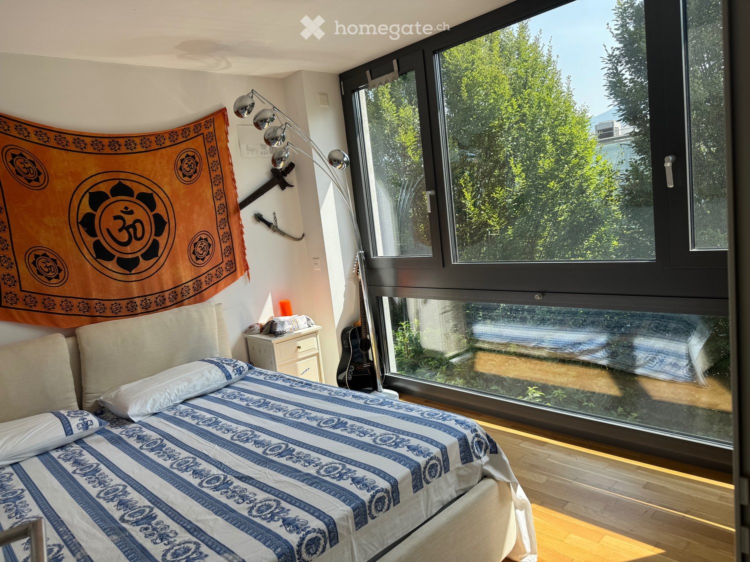 1 room single room