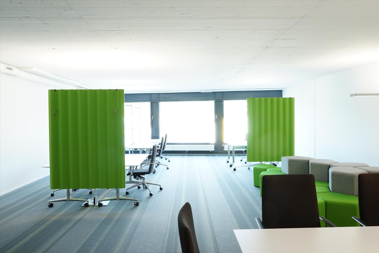 95m² office