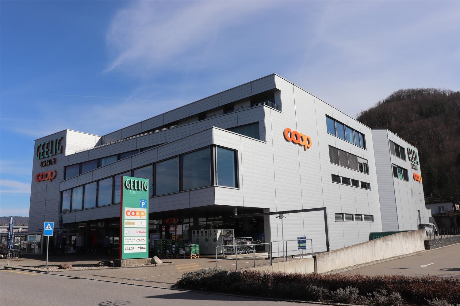 95m² office