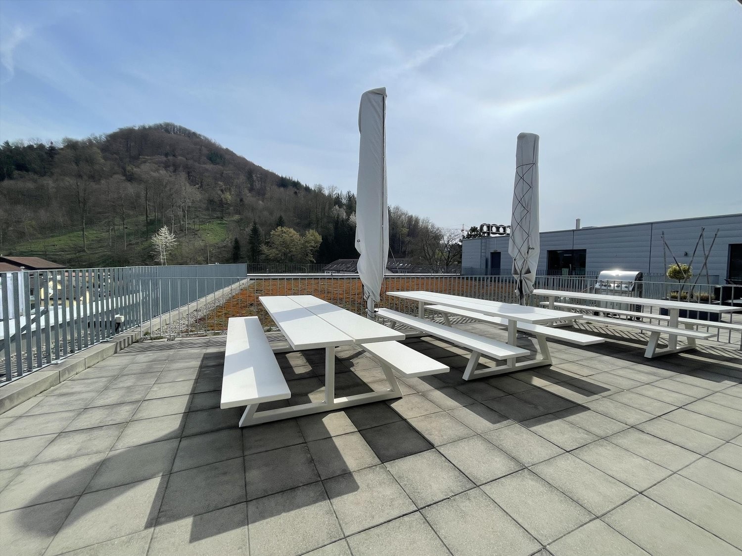 95m² office