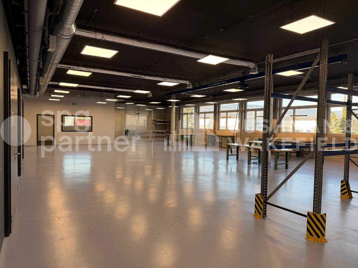 1280m² commercial