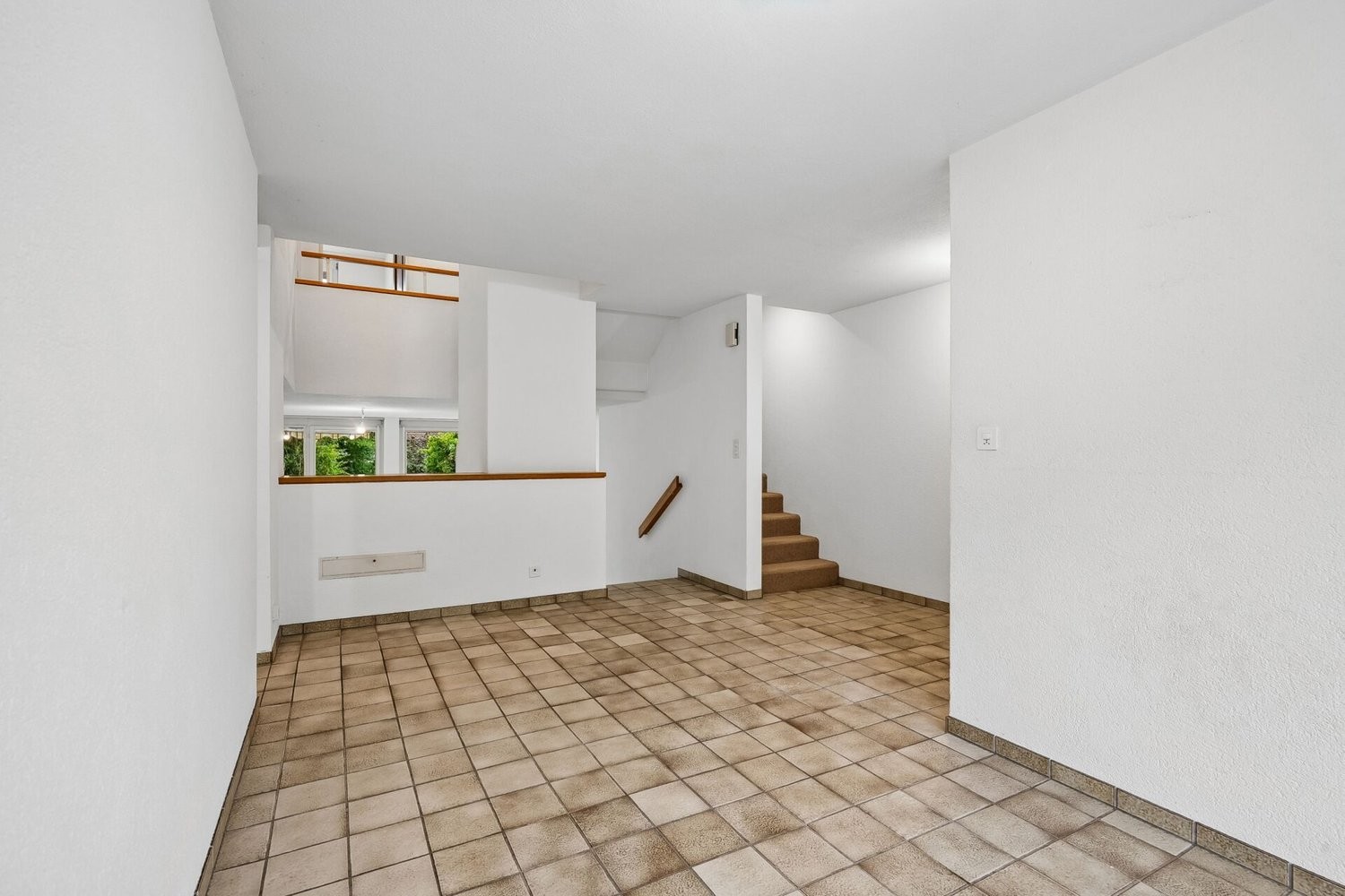 Casa duplex di 7 ½ locali