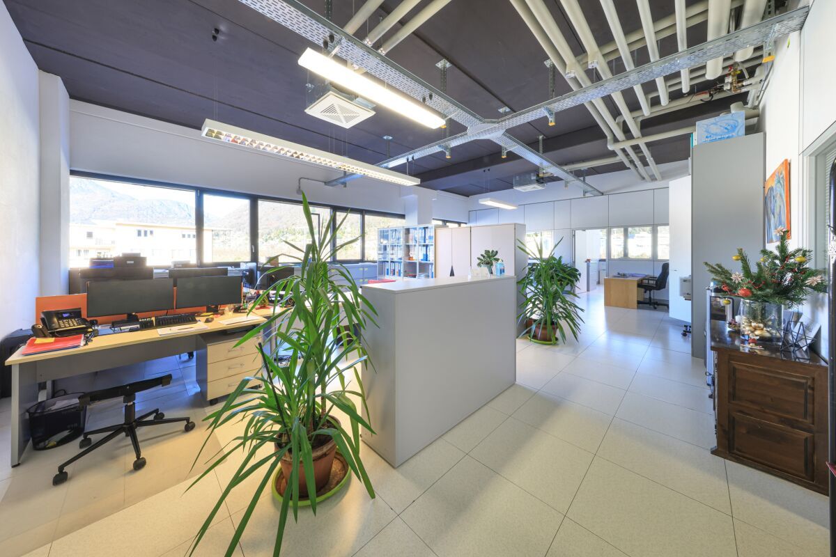 120m² commerciale