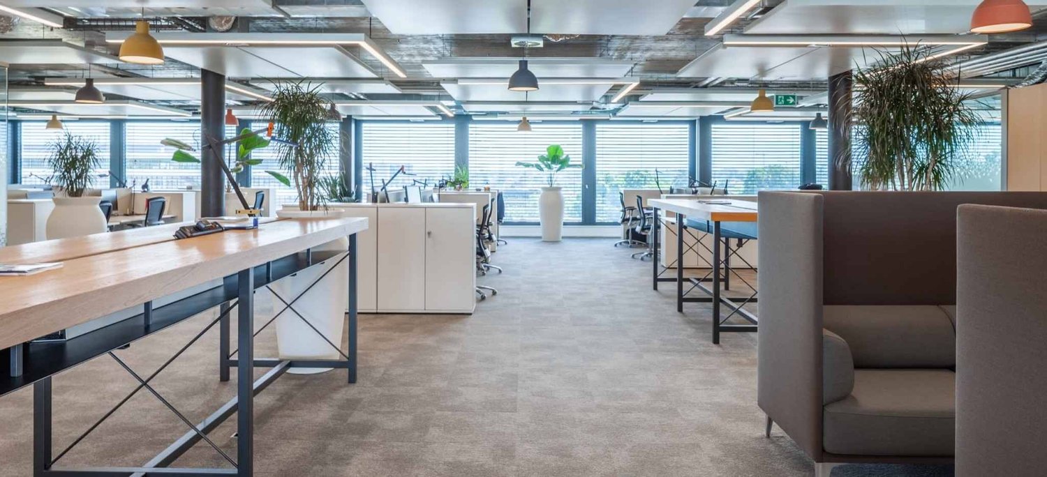 630m² commercial