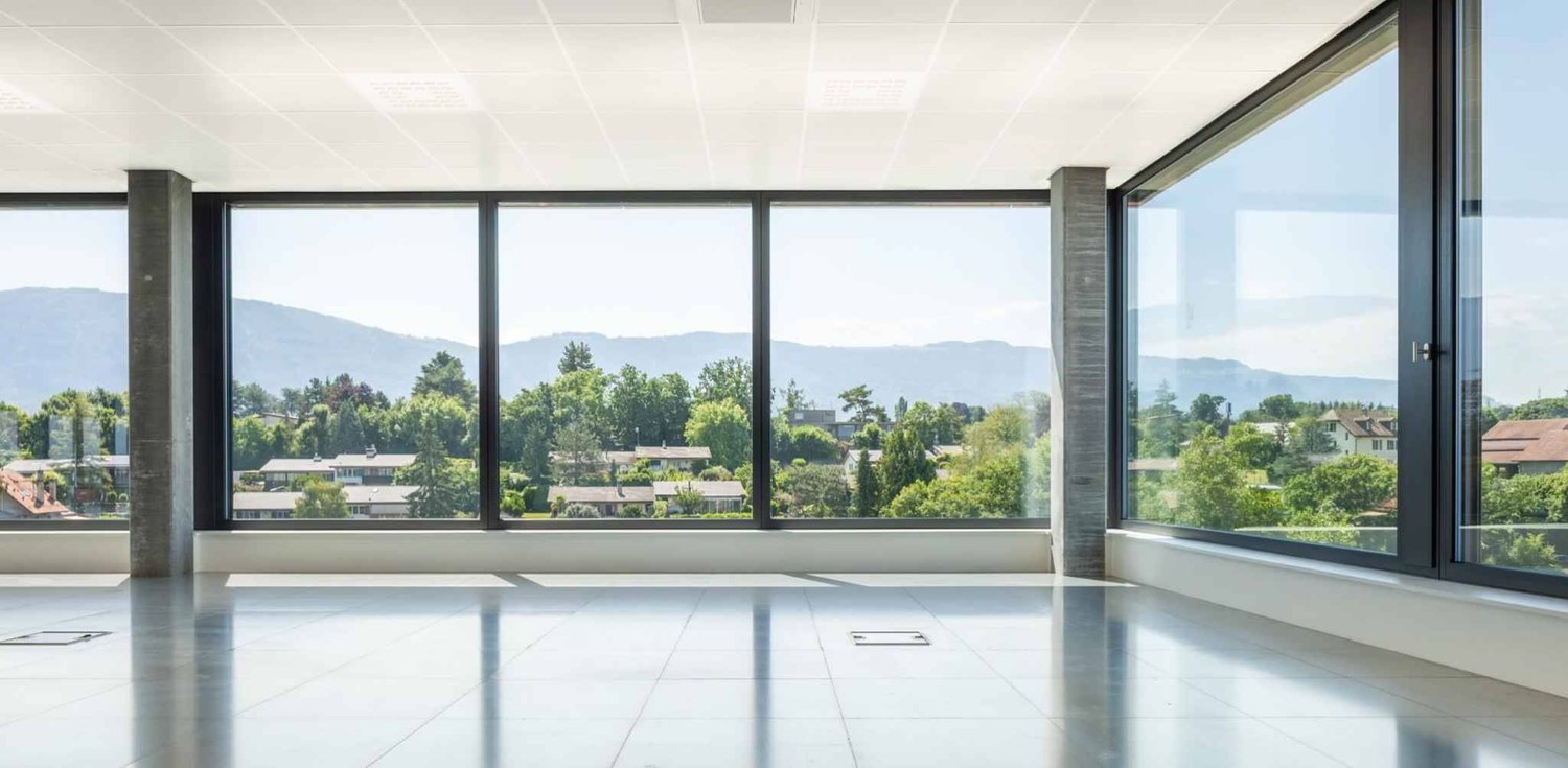 630m² commercial