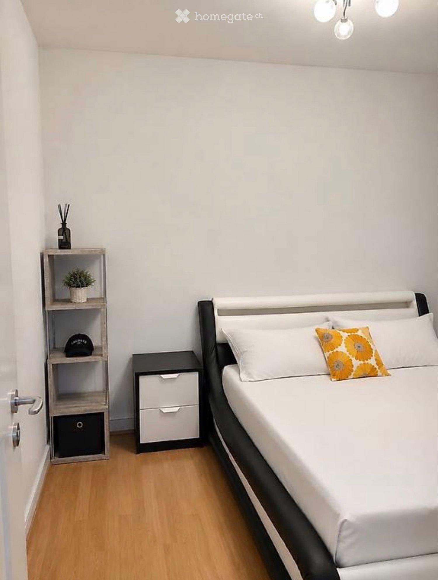 1 room single room