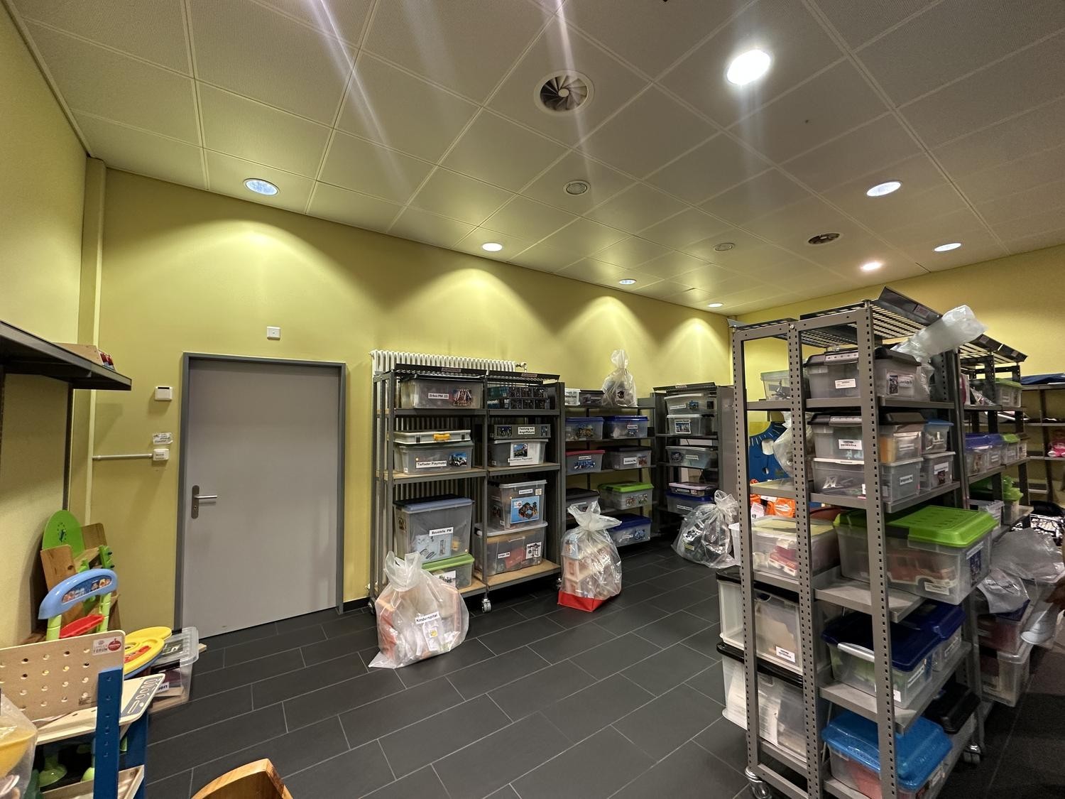 negozio di 212m²