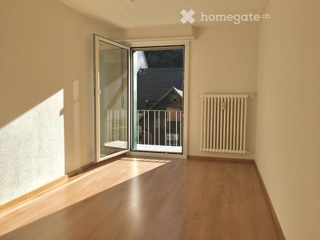 5 rooms apartment