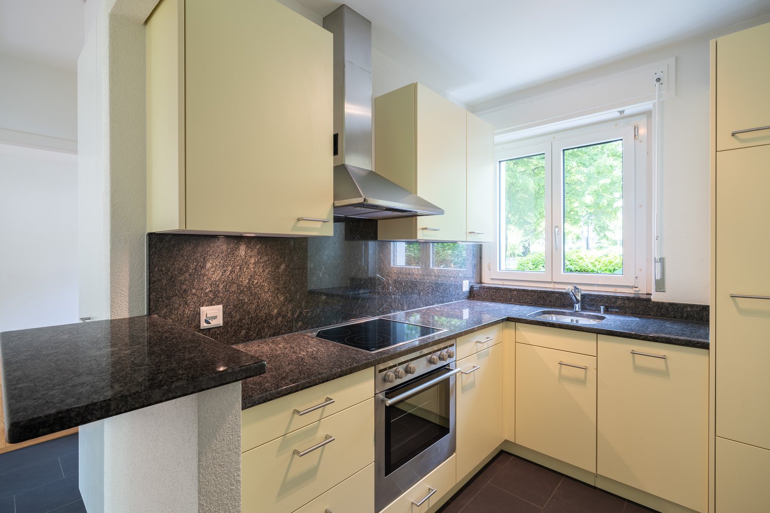 3 rooms apartment