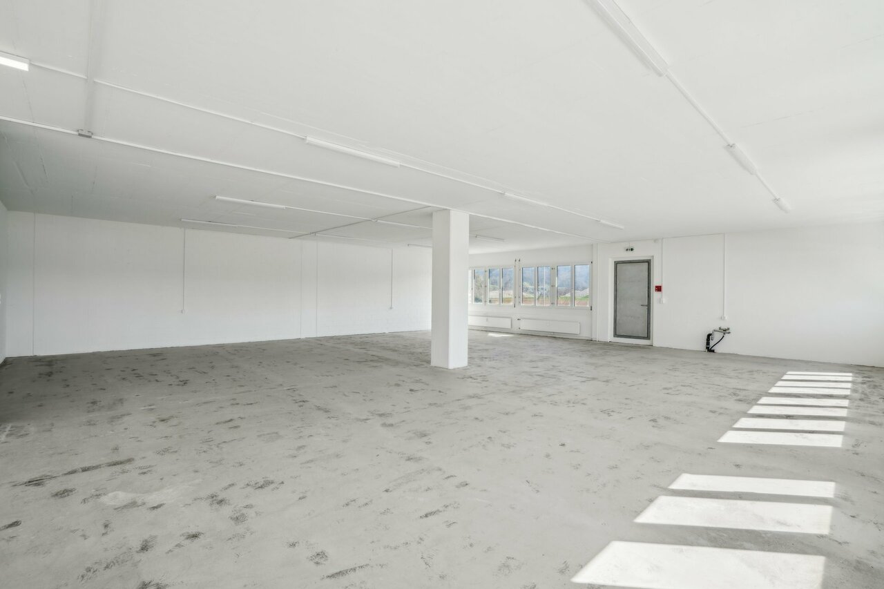 194m² commerciale