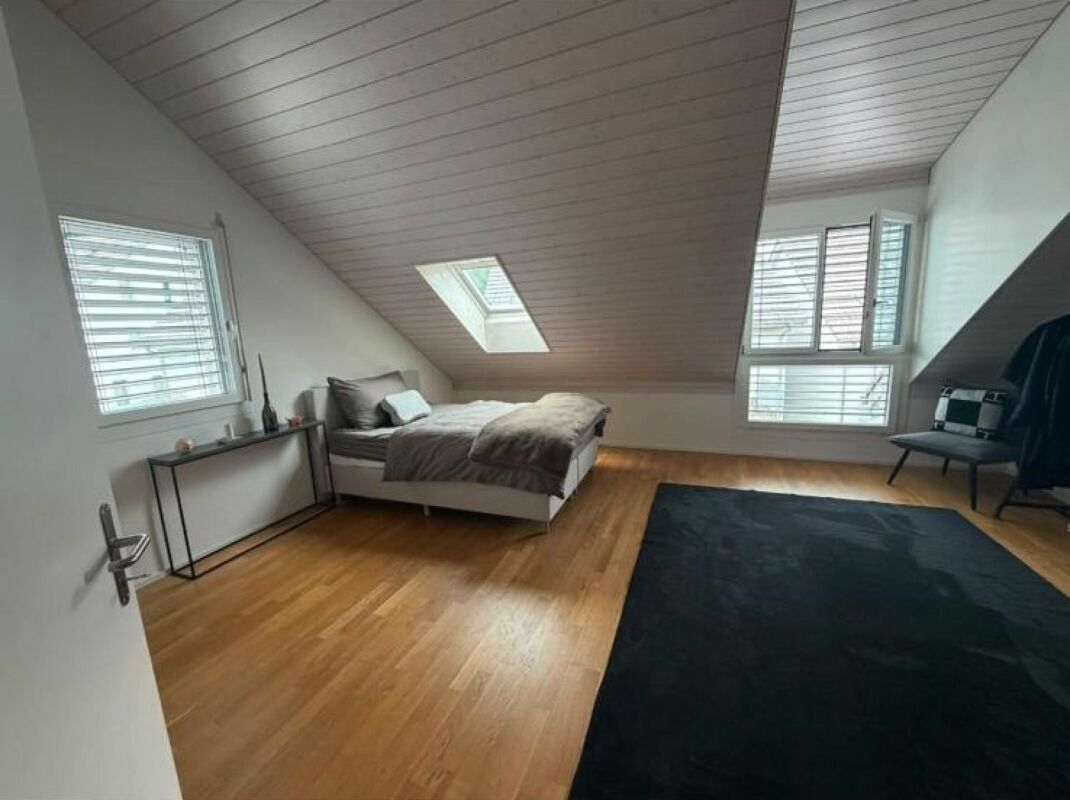 Casa duplex di 7 ½ locali