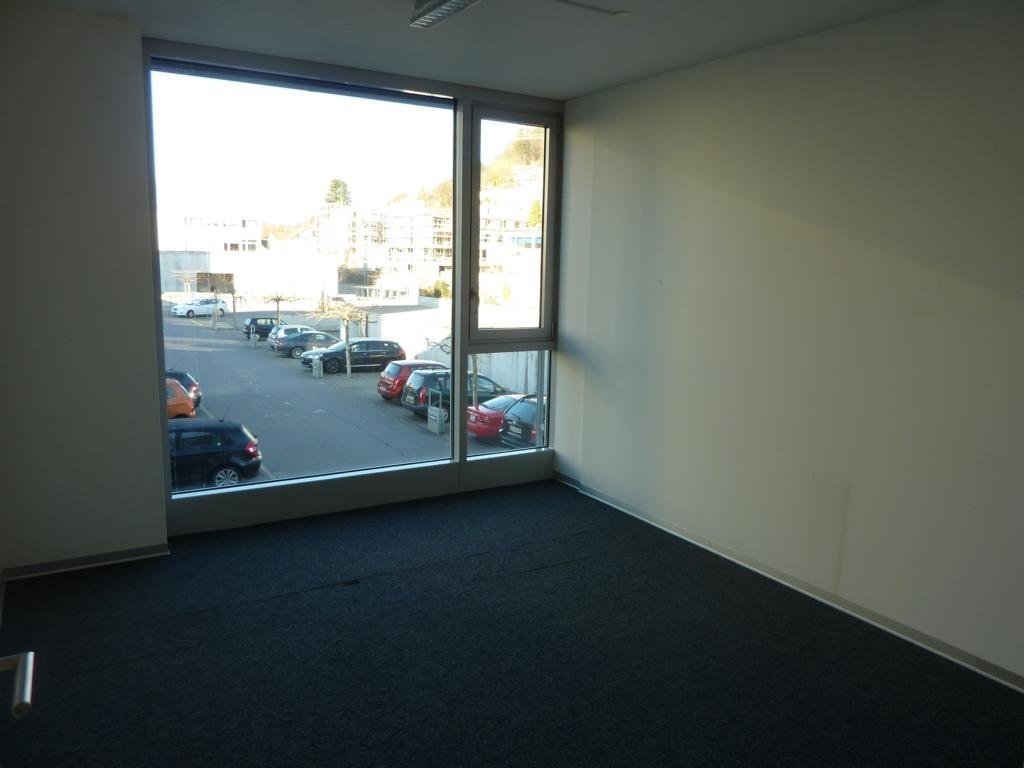 112m² commercial