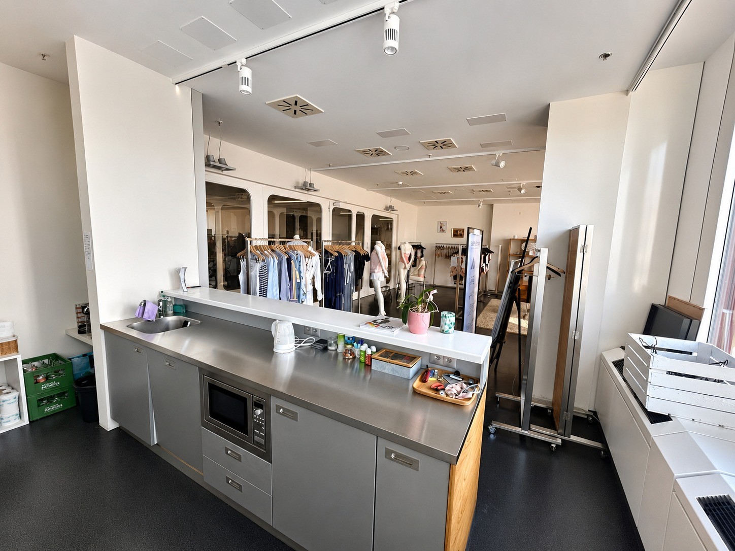 141m² commerciale