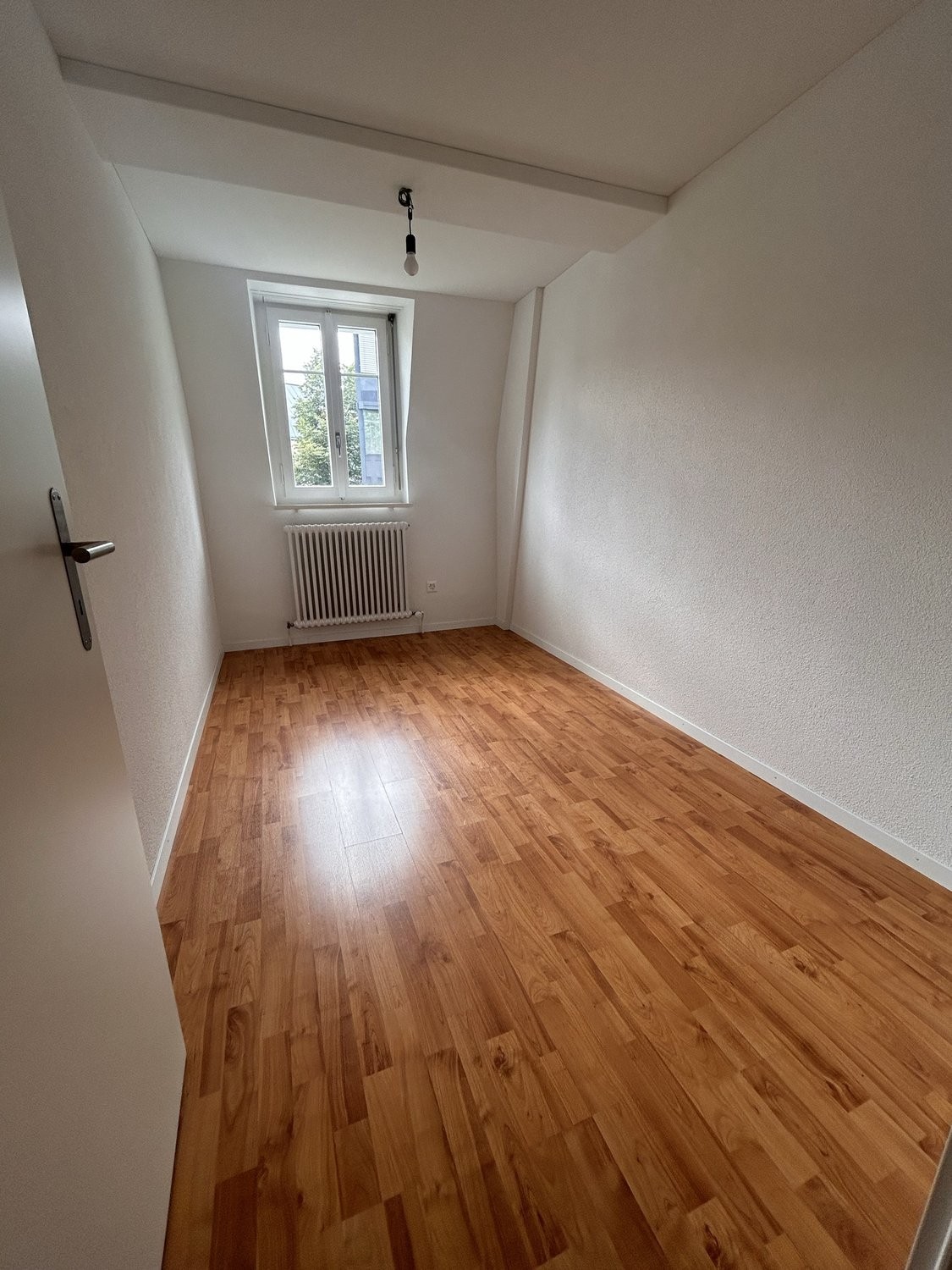 5 rooms apartment