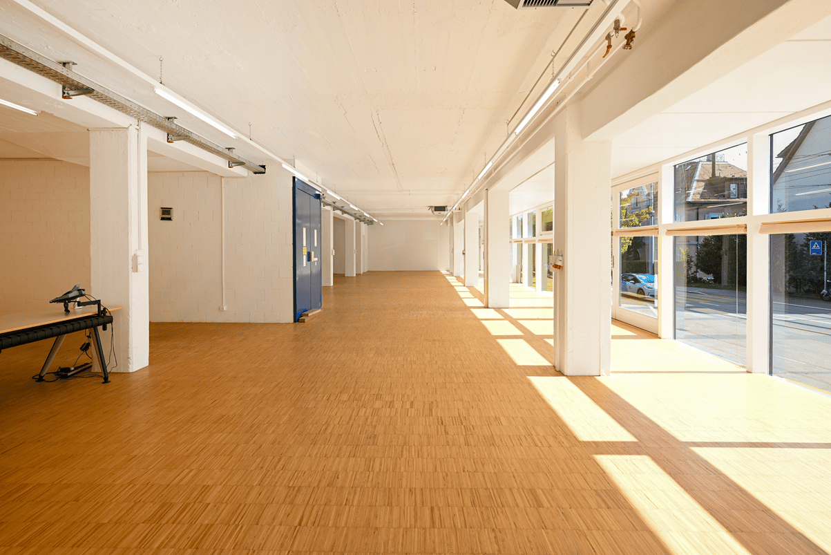 654m² bureau