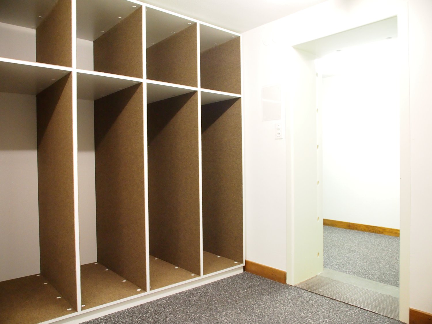 75m² storage room